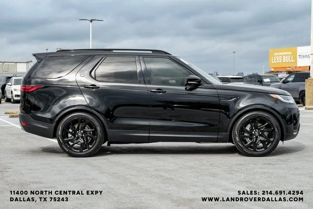 2025 Land Rover Discovery - Image 2