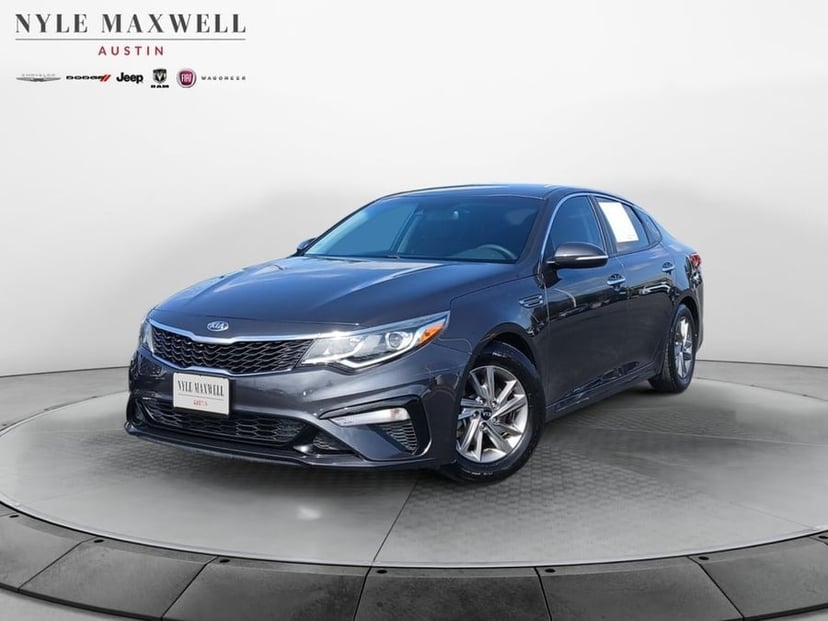 2019 Kia Optima - Image 1