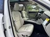 2025 Volvo XC90 - Preview 8