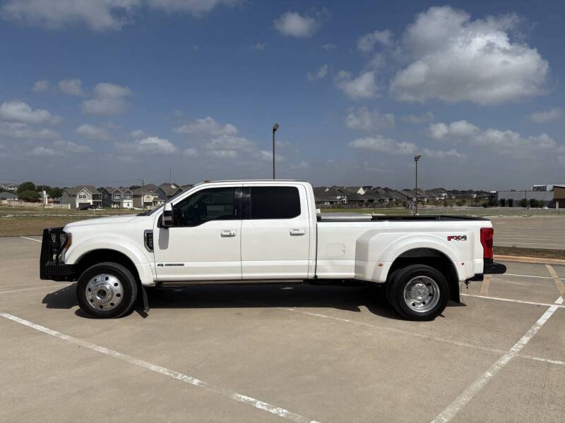 2019 Ford F-450 - Image 1
