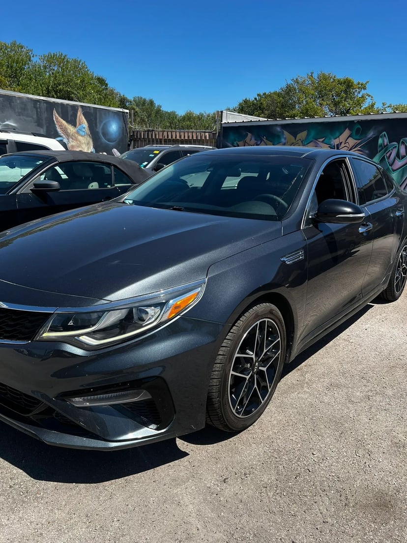 2020 Kia Optima - Image 1