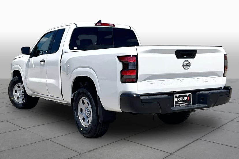2026 Nissan Frontier - Image 3