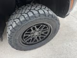 2025 Chevrolet Suburban - Preview 5