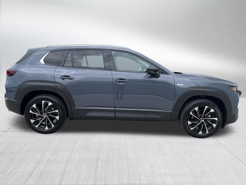 2025 Mazda CX-50 - Image 3
