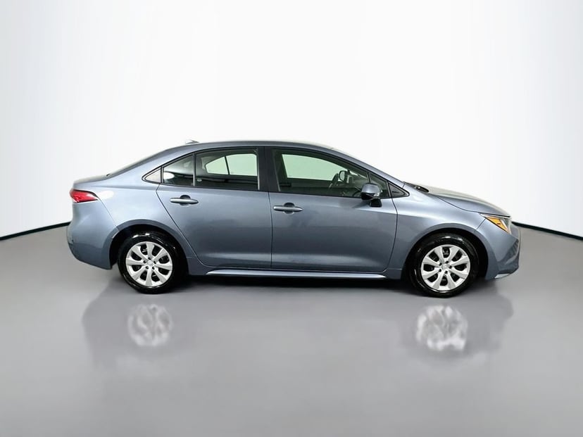 2025 Toyota Corolla - Image 2