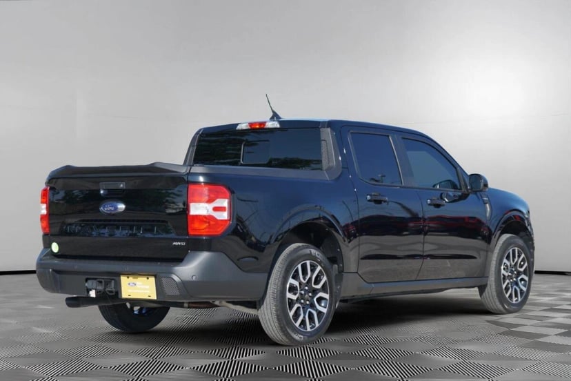 2022 Ford Maverick - Image 3