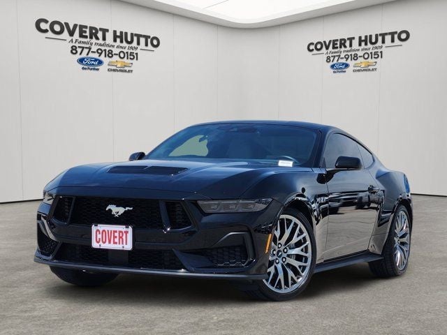 2025 Ford Mustang - Image 1