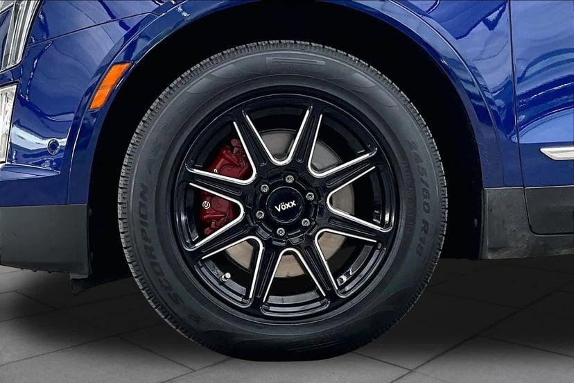 2023 Cadillac XT5 - Image 1