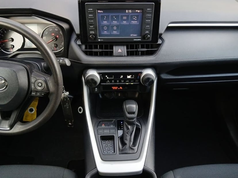 2020 Toyota RAV4 - Image 3