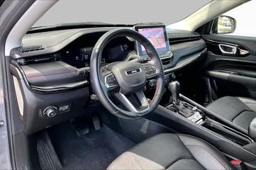 2022 Jeep Compass - Image 3