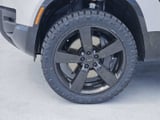2026 Land Rover Defender - Preview 10