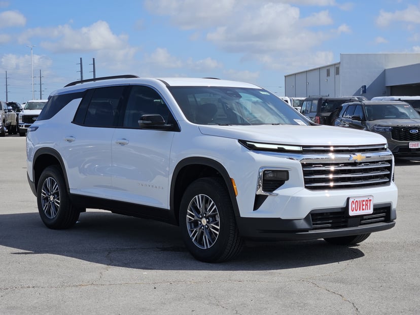 2026 Chevrolet Traverse - Image 2