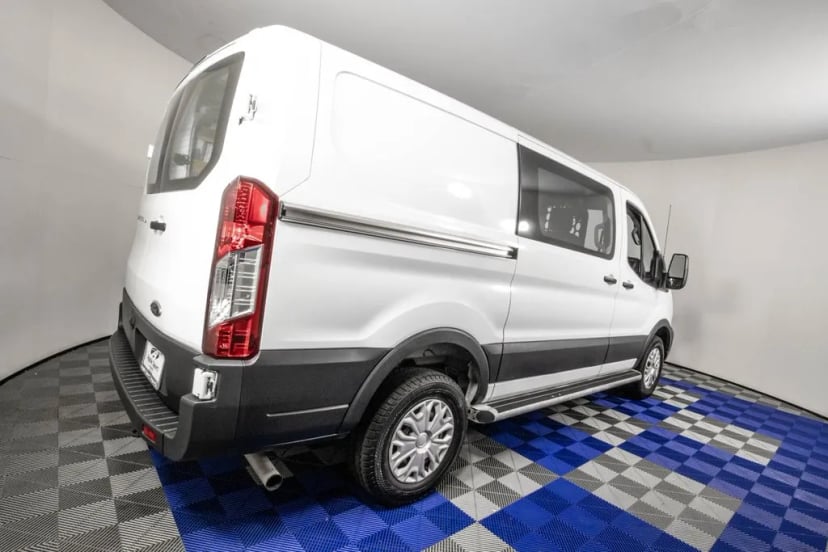 2025 Ford Transit - Image 3