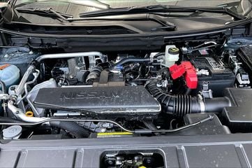2026 Nissan Rogue - Image 2