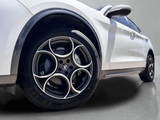 2023 Alfa Romeo Stelvio - Preview 8