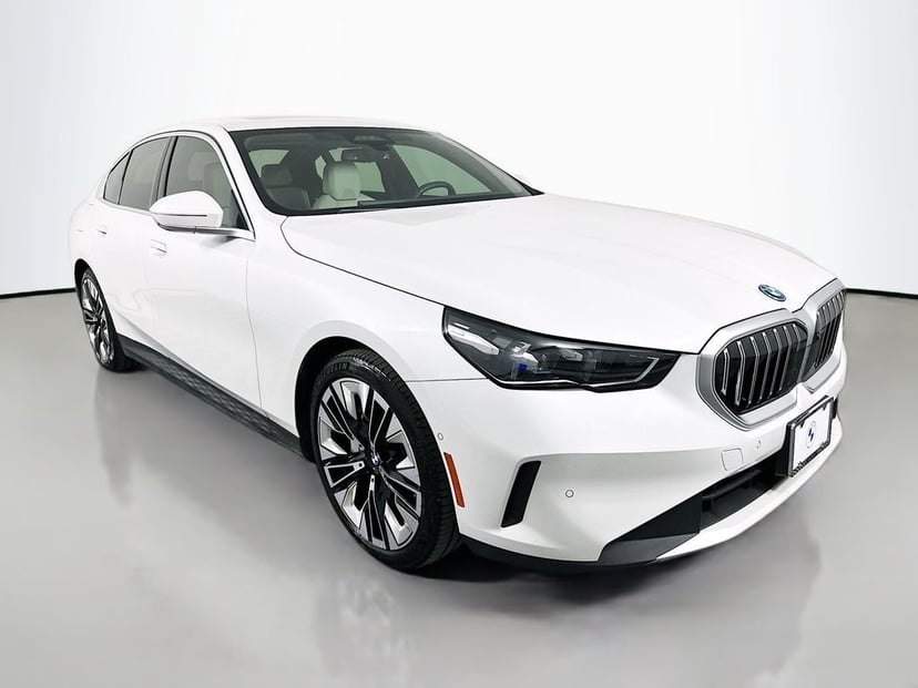 2025 BMW i5 - Image 1