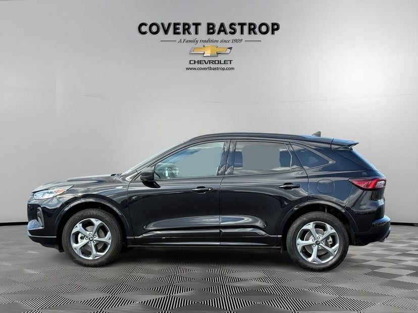 2024 Ford Escape - Image 3