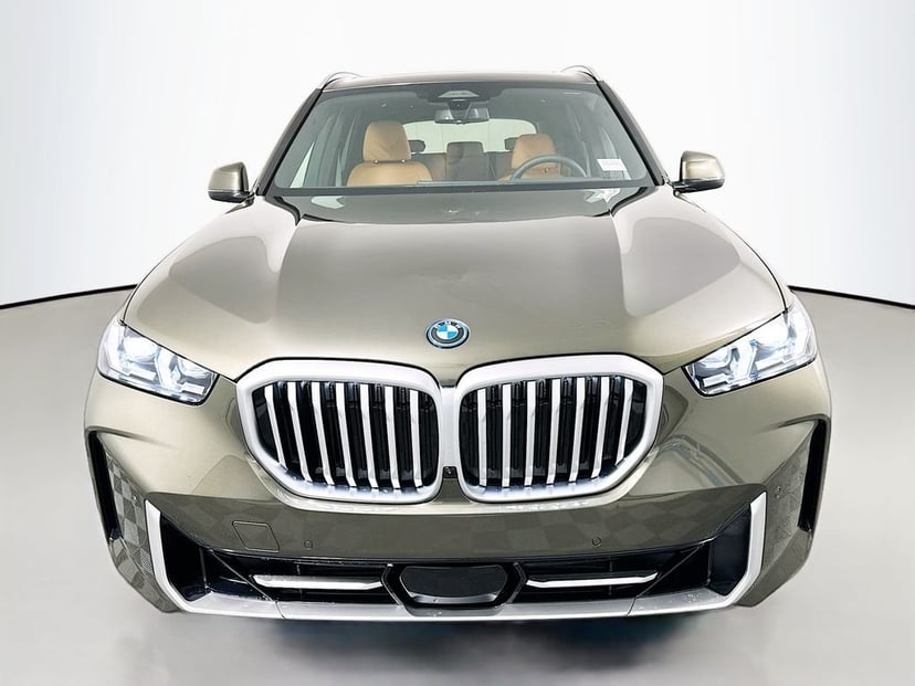 2026 BMW X5 - Image 2