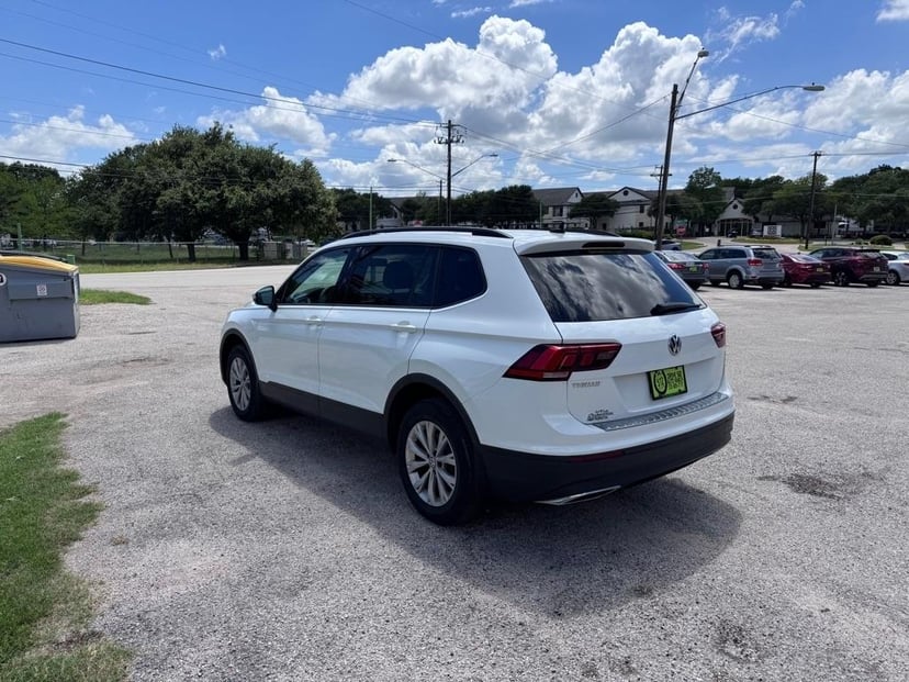 2020 Volkswagen Tiguan - Image 1