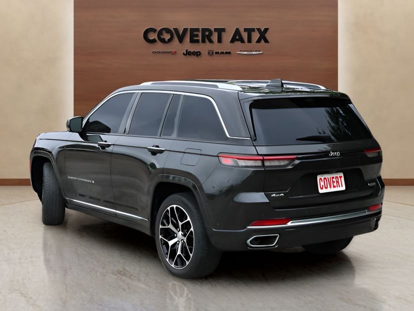 2023 Jeep Grand Cherokee Summit Reserve - Image 3