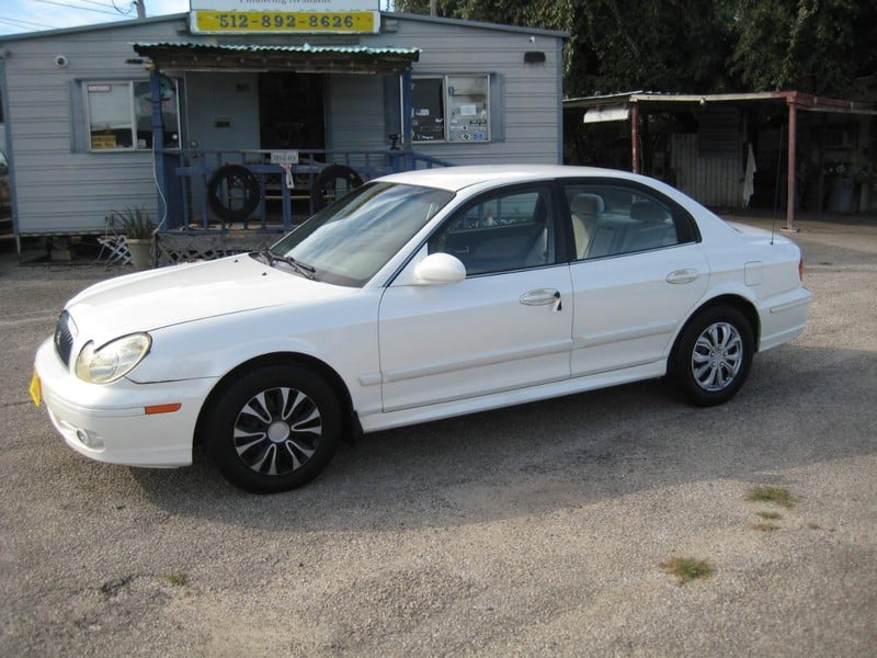 2005 Hyundai Sonata - Image 1