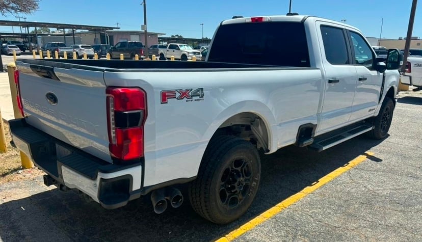 2023 Ford F-350 - Image 2