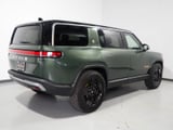 2024 Rivian R1S - Preview 6