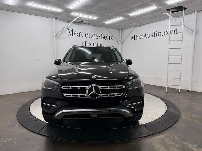 2026 Mercedes-Benz GLE - Image 3