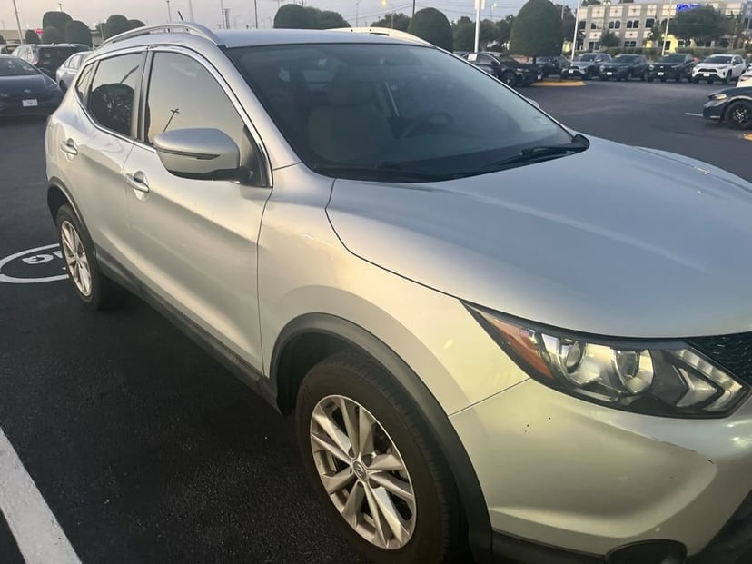 2018 Nissan Rogue Sport - Image 1