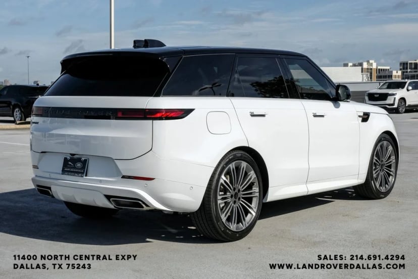 2026 Land Rover Range Rover Sport - Image 2