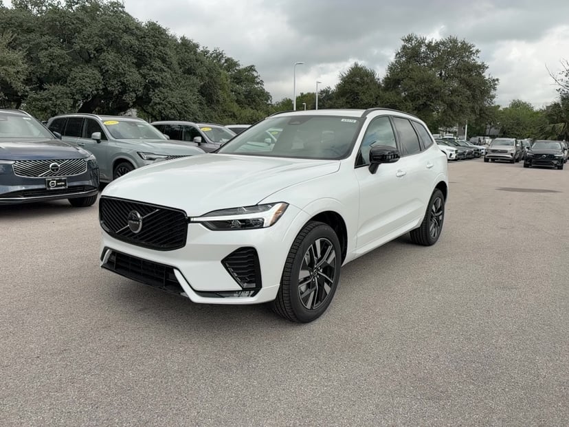 2027 Volvo XC60 - Image 1