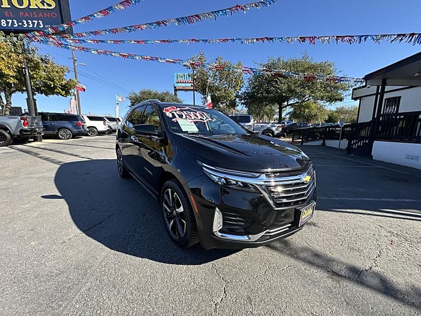 2022 Chevrolet Equinox - Image 1