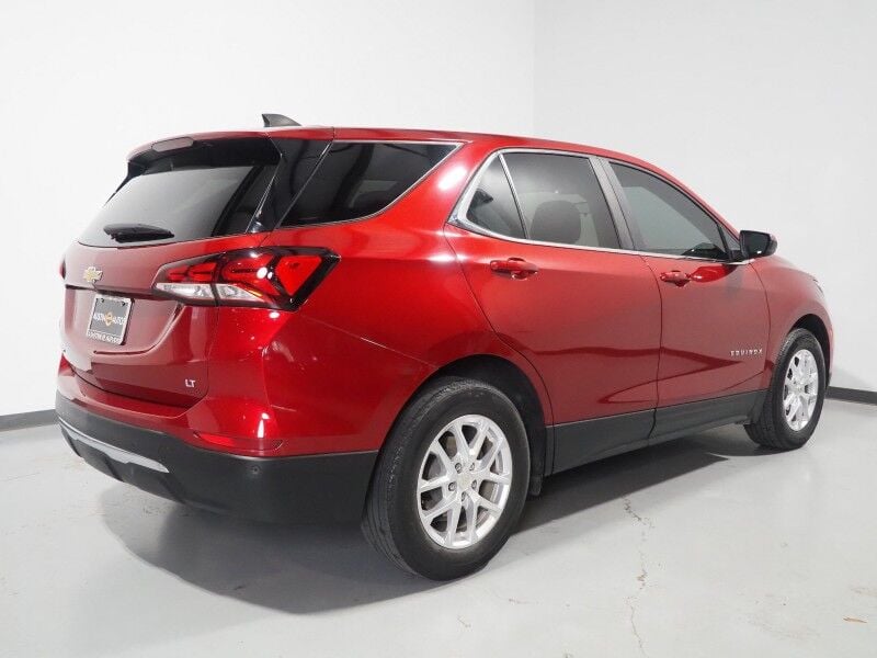 2022 Chevrolet Equinox - Image 3