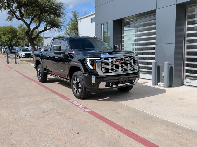 2024 GMC Sierra 2500HD - Image 1