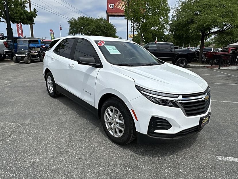 2022 Chevrolet Equinox - Image 1