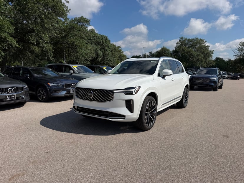 2026 Volvo XC90 - Image 1