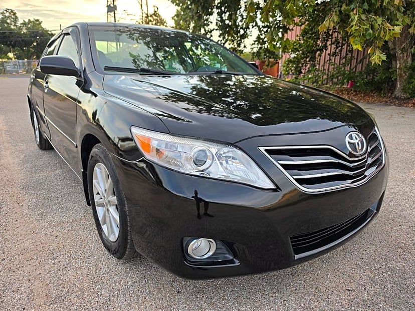 2011 Toyota Camry - Image 1