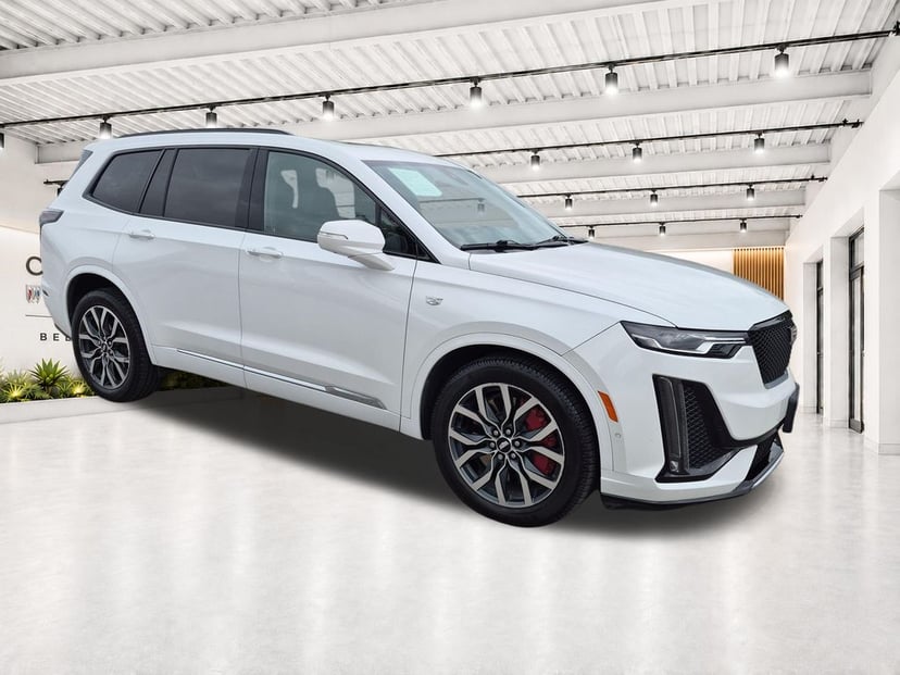 2023 Cadillac XT6 - Image 1