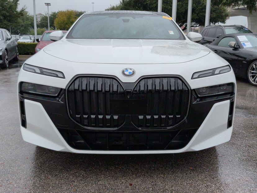 2024 BMW 7 Series - Image 1