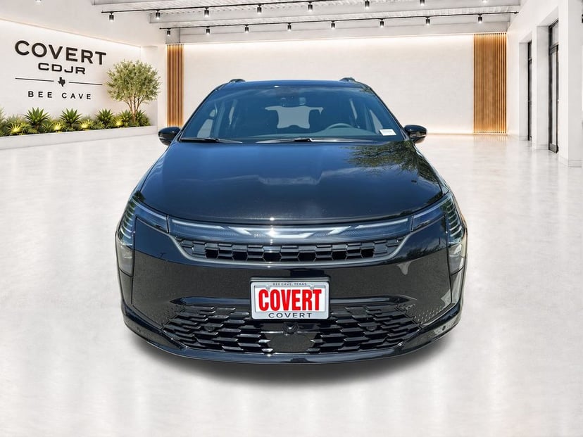 2027 Chrysler Pacifica - Image 1