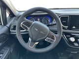 2025 Chrysler Pacifica - Preview 12