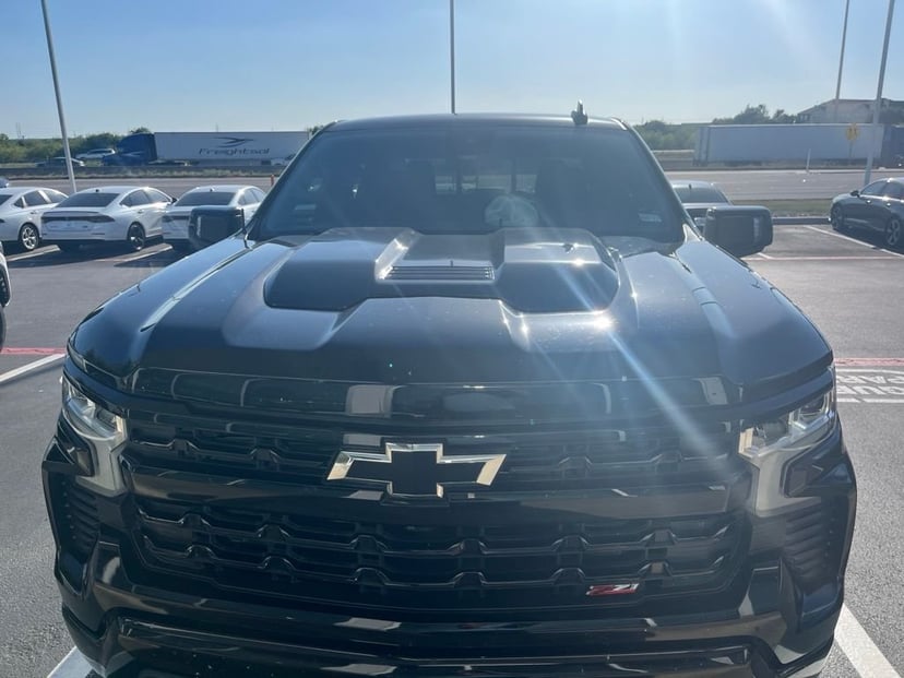 2023 Chevrolet Silverado 1500 - Image 1