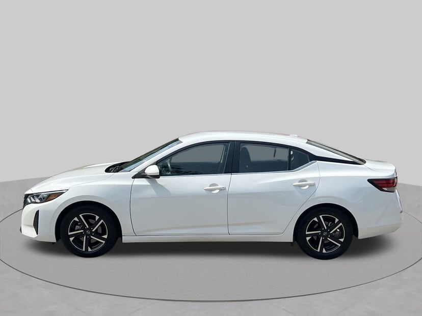 2024 Nissan Sentra - Image 1