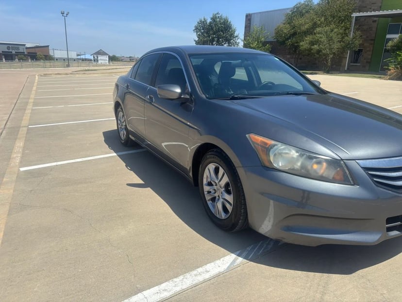 2012 Honda Accord - Image 2