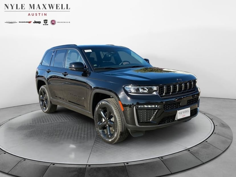 2026 Jeep Grand Cherokee - Image 1