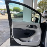 2024 Chrysler Pacifica - Preview 12