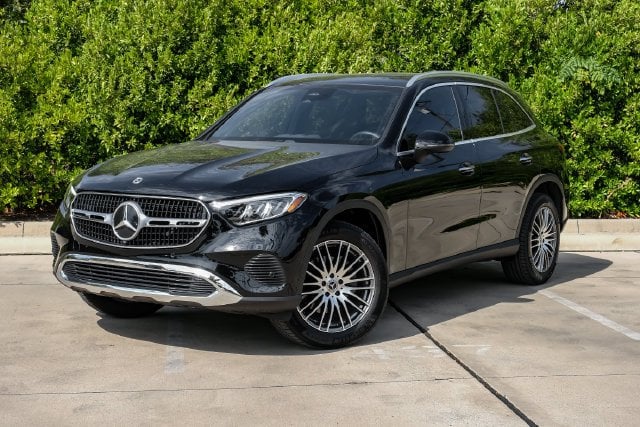 2025 Mercedes-Benz GLC - Image 1
