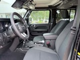 2025 Jeep Wrangler - Preview 12