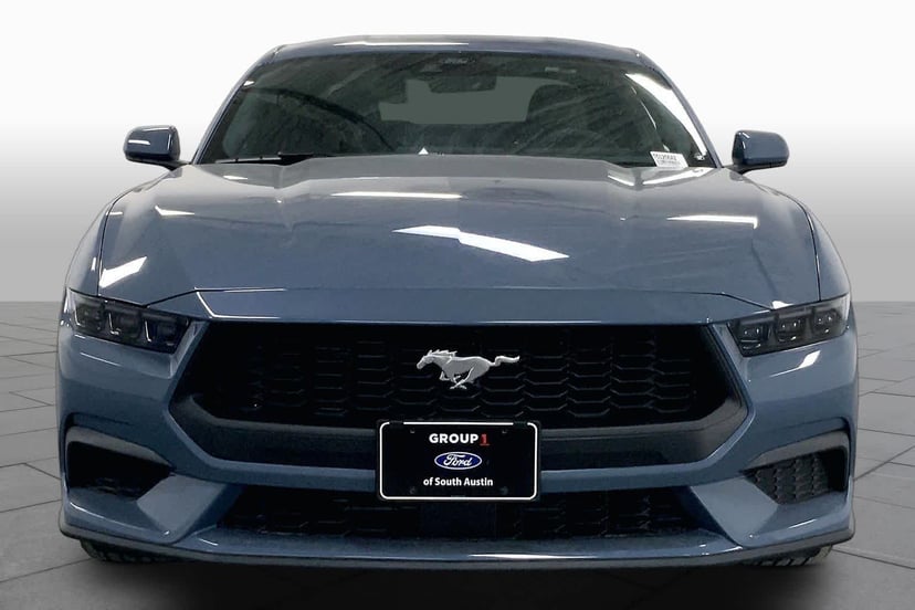 2026 Ford Mustang - Image 3