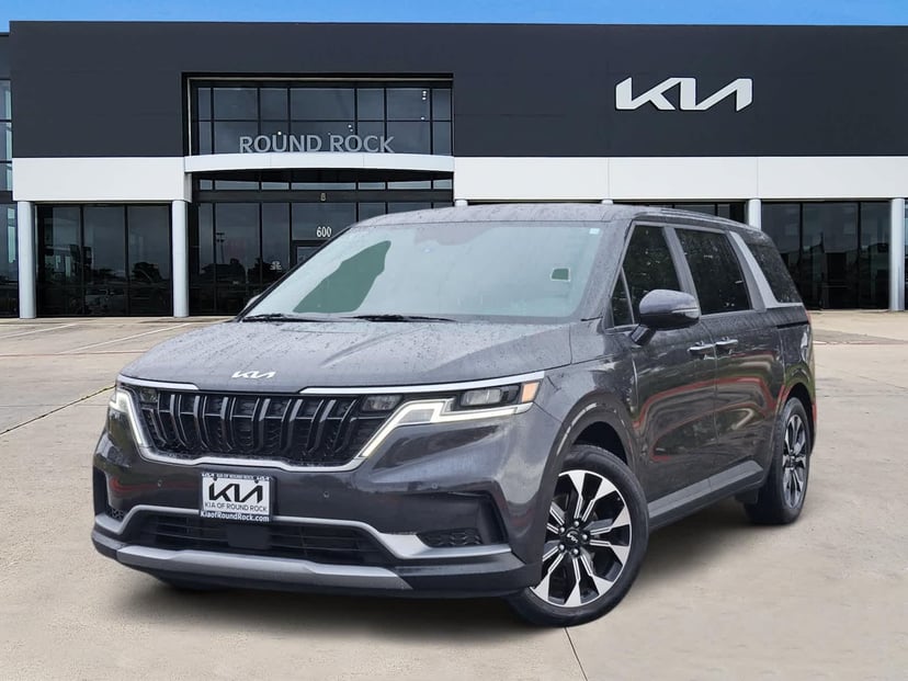 2024 Kia Carnival - Image 1